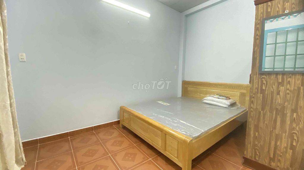 cho thuê căn hộ bancol ( 1 phòng ngủ tách phòng ăn ) 30m2, máy giặt