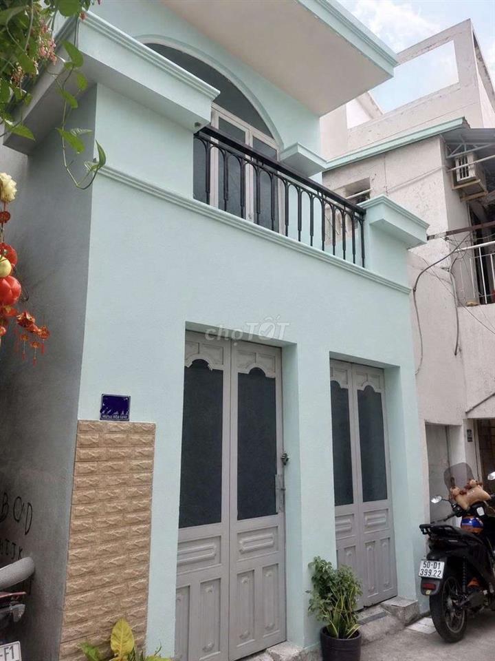 Bán nhà Nguyễn Hữu Cảnh, có dòng tiền sẵn