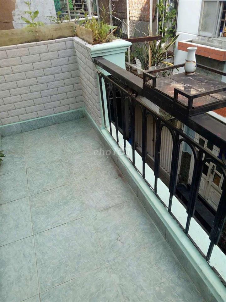 Bán nhà Nguyễn Hữu Cảnh, có dòng tiền sẵn