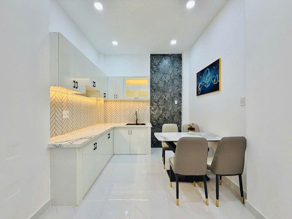 Gò Vấp / 3.99 Ty / 28.7 m2 / 2PN 2WC / Full Nội Thất / Nở Hậu