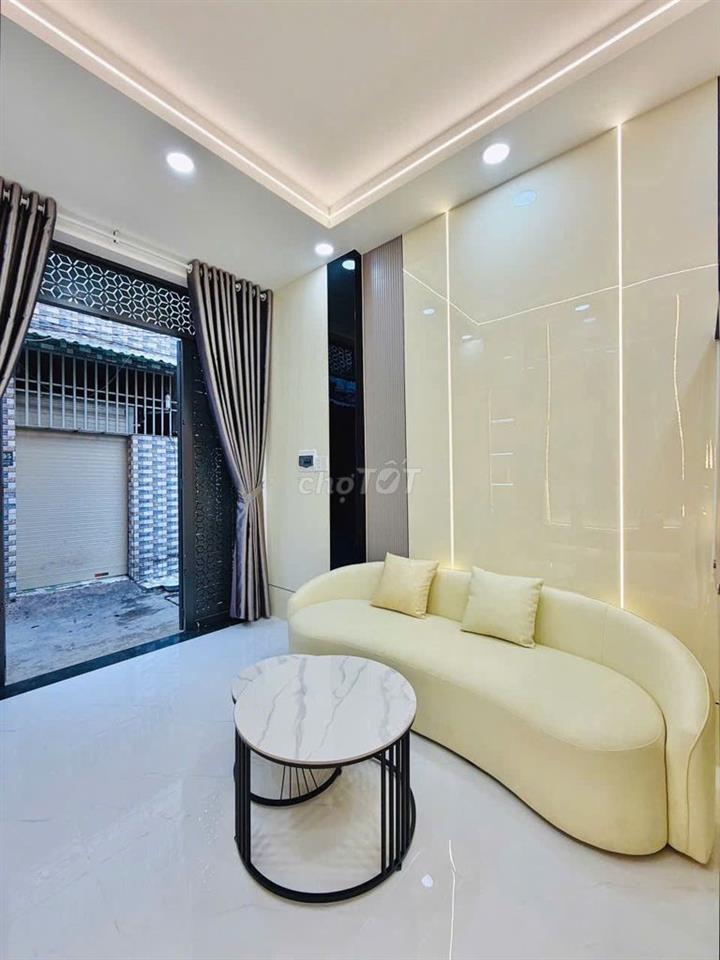 Gò Vấp / 3.99 Ty / 28.7 m2 / 2PN 2WC / Full Nội Thất / Nở Hậu