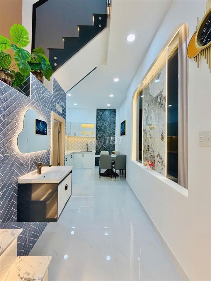 Gò Vấp / 3.99 Ty / 28.7 m2 / 2PN 2WC / Full Nội Thất / Nở Hậu
