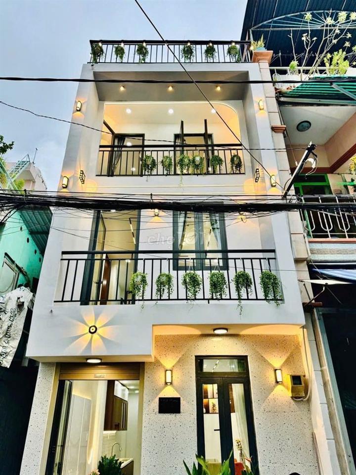 5.69 TỶ - NHÀ BÌNH THẠNH - 30M2 - 3 TẦNG 2PN 3WC - HẺM XE HƠI