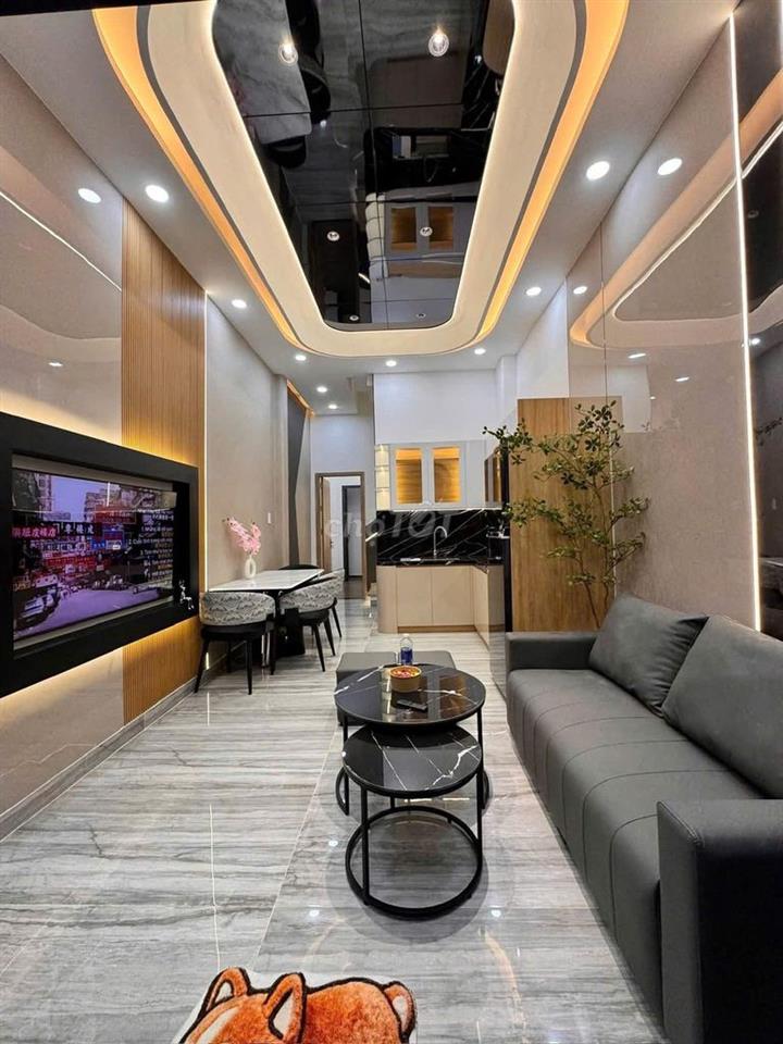 🔥 NHÀ GÒ VẤP – 30,4m² - 2 TẦNG BTCT – HOÀN CÔNG ĐỦ – 3PN – 4,7 TỶ 🔥