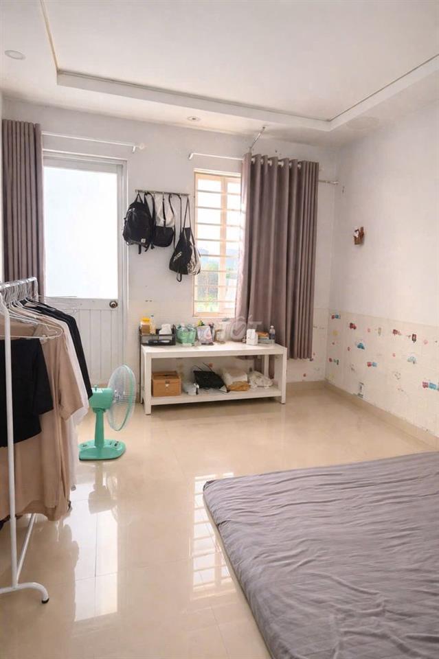 NHÀ BÁN - 5 TẦNG - HẺM 146 VŨ TÙNG