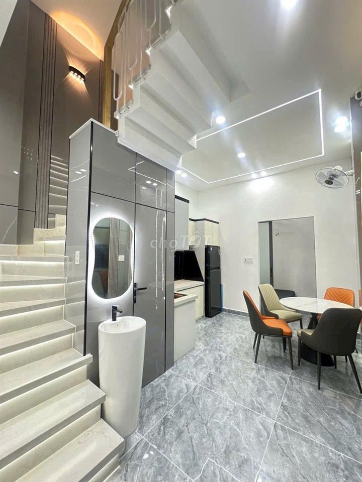 (Gò Vấp)Hẻm xe hơi 4m, 3PN/3WC (Có PN trệt), gần Emart 2, cách QT 500m