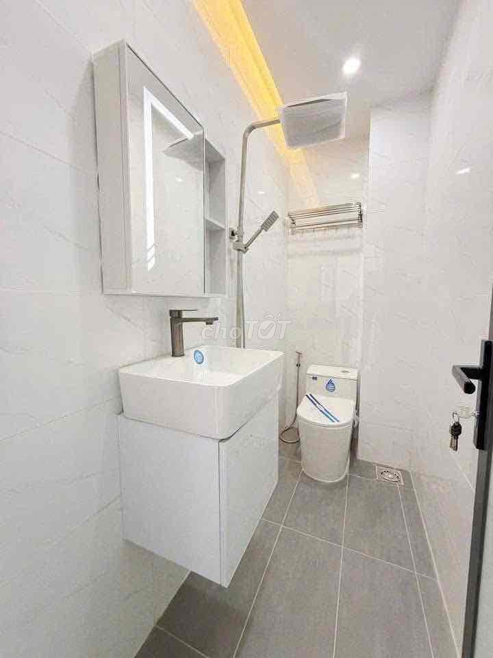 CHÍNH CHỦ CẦN BÁN GẤP CĂN C4 Ở PHAN ĐĂNG LƯU