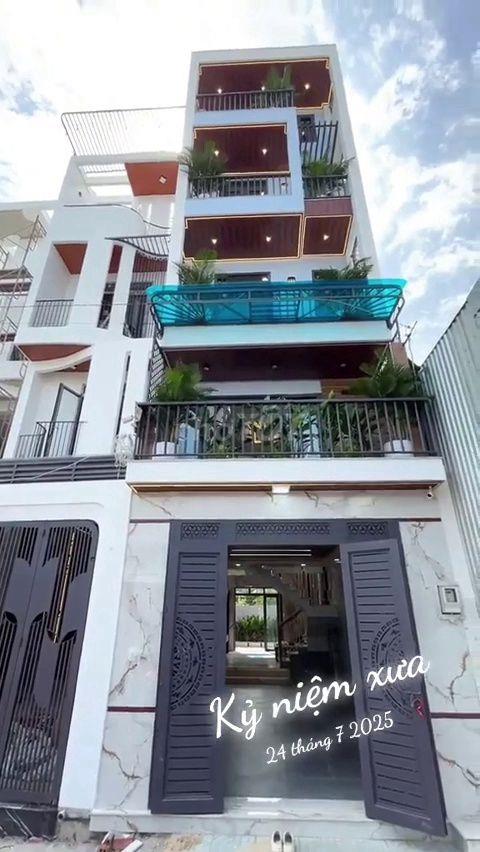 Bán Nhà Phố Hiện Đại Thiết Kế Lửng Ngược Giá 7 Tỷ