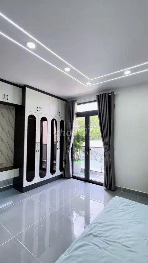 Bán Nhà Phố Hiện Đại Ngã Tư Trung Chánh Giá Từ 7.8 Tỷ