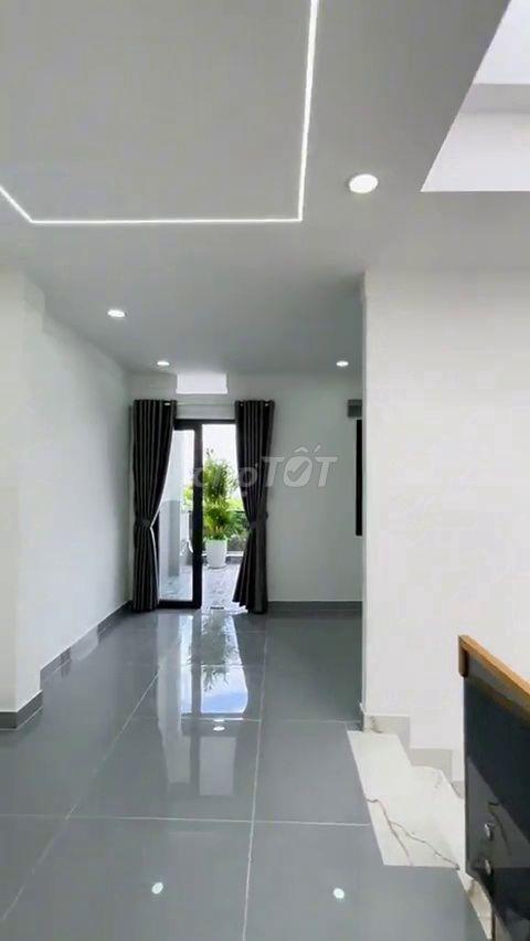 Bán Nhà Phố Hiện Đại Ngã Tư Trung Chánh Giá Từ 7.8 Tỷ