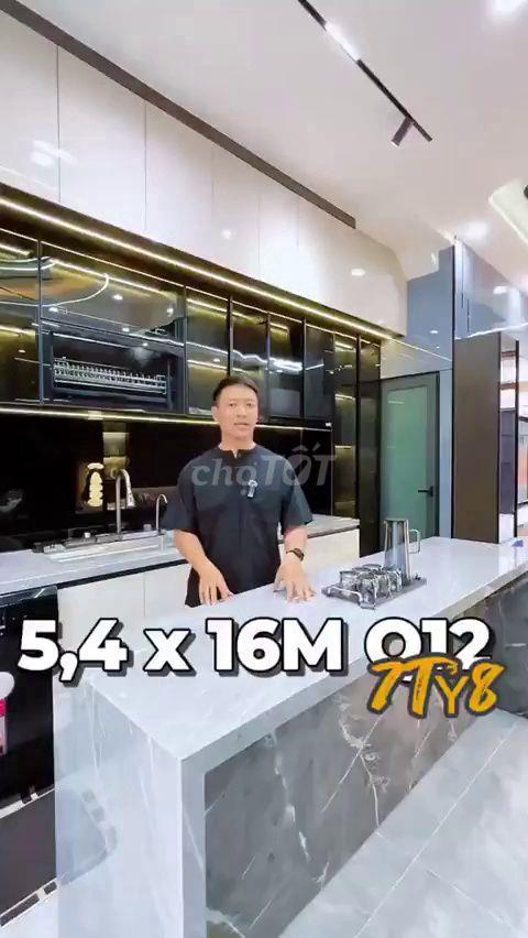 Bán Nhà Phố Hiện Đại Quận 12 Ngang 5.4m 1 Trệt 3 Lầu Giá 7.8 Tỷ