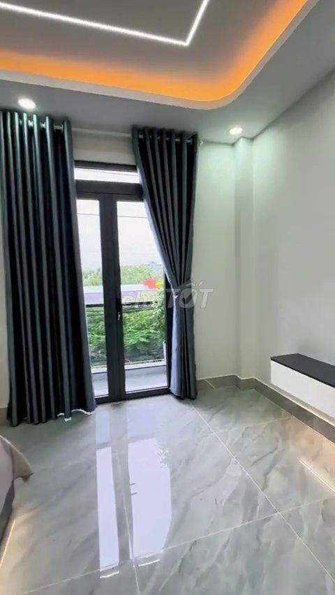 Bán Nhà Phố Mặt Tiền Kênh Lê Quang Hòa Full Nội Thất