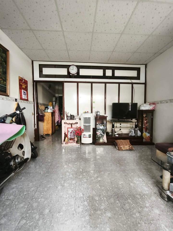 CẦN BÁN NHÀ VỊ TRÍ SIÊU ĐẸP, SÁT MT ĐINH BỘ LĨNH 56M2 CÓ 6.7 TỶ TL