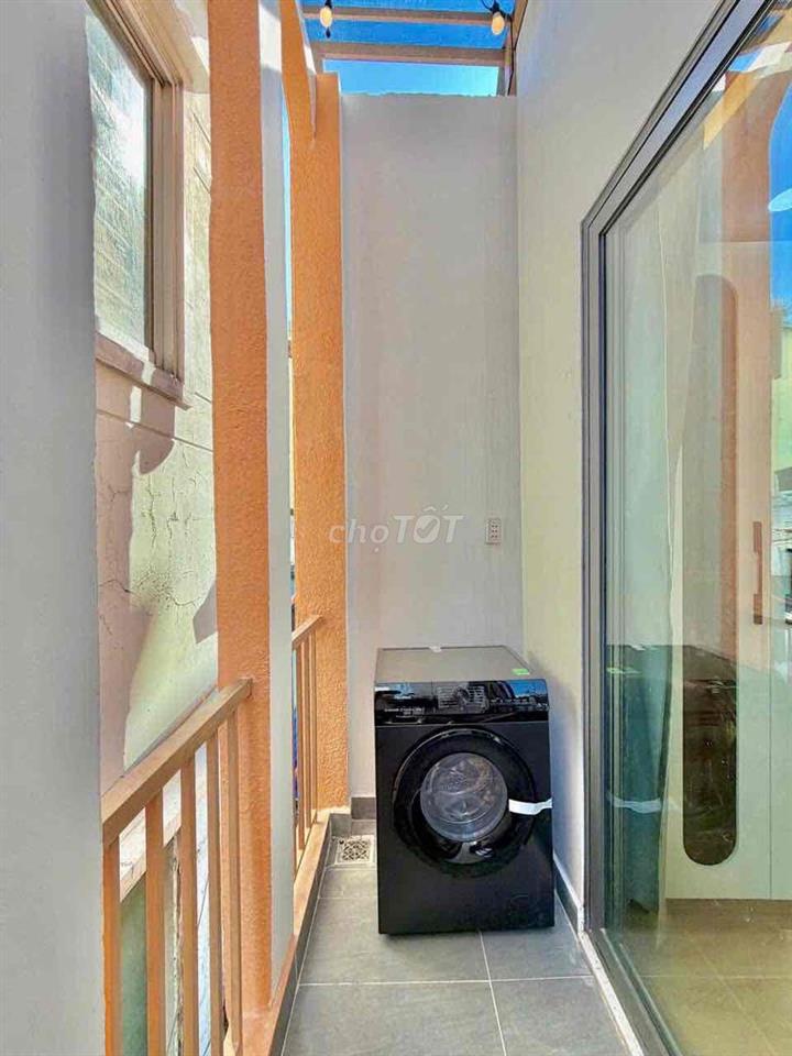 Dưới 5 tỷ sở hữu nhà Bình Thạnh gần Ngã tư Hàng Xanh - DT 3,1 x 10m
