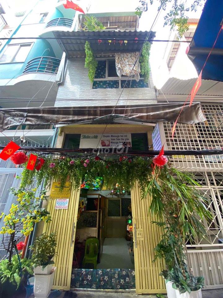 Bán nhà sát Mặt tiền Nguyễn Thiện Thuật , Q3 - Chỉ có 6,2 tỷ