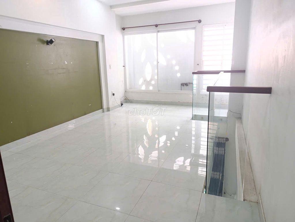 🔥 Nhà Hoàng Sa ,Quận 3 - 63 m², Trệt 2 Lầu ST - Chỉ  có 9tỷ TL🔥