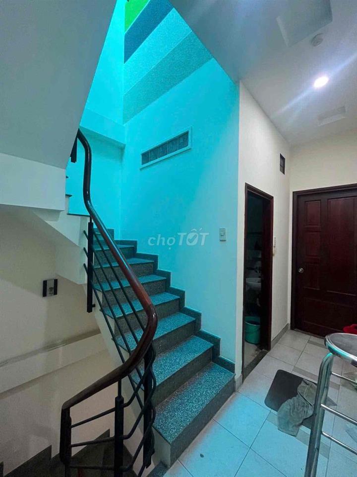 Bán Nhà mặt tiền chợ khu phân lô Nguyễn Thị Tần , Q8