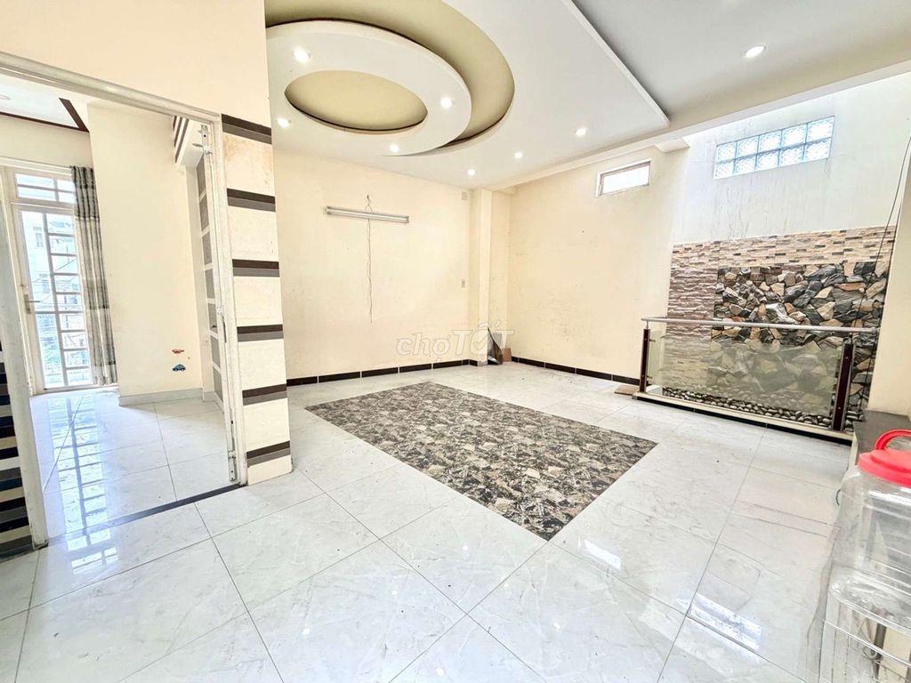 nhà bán lê quang định 4 tầng, gần chợ siêu thị