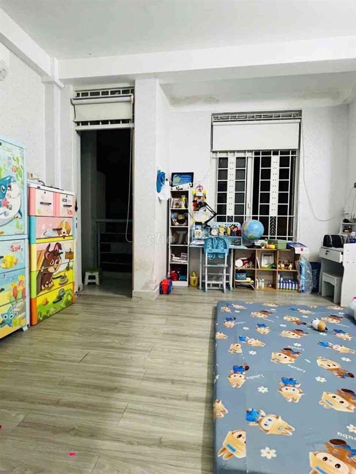 hẽm xe hơi 6m lê đức thọ 3 tầng sổ hồng riêng 