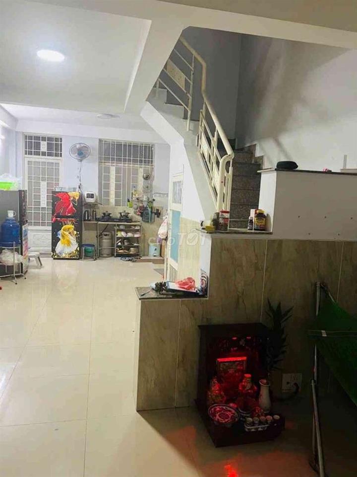 hẽm xe hơi 6m lê đức thọ 3 tầng sổ hồng riêng 