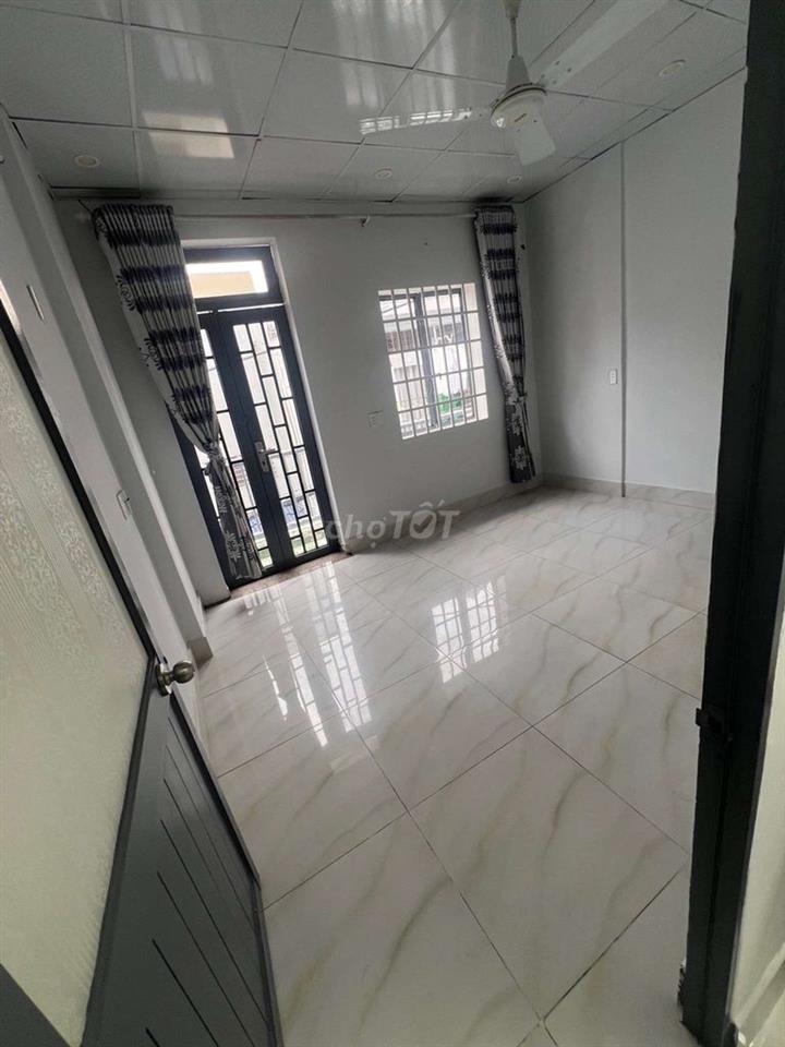 quang trung p10, gần uy ban, 55m2 sổ hồng riêng, hoàn công đủ