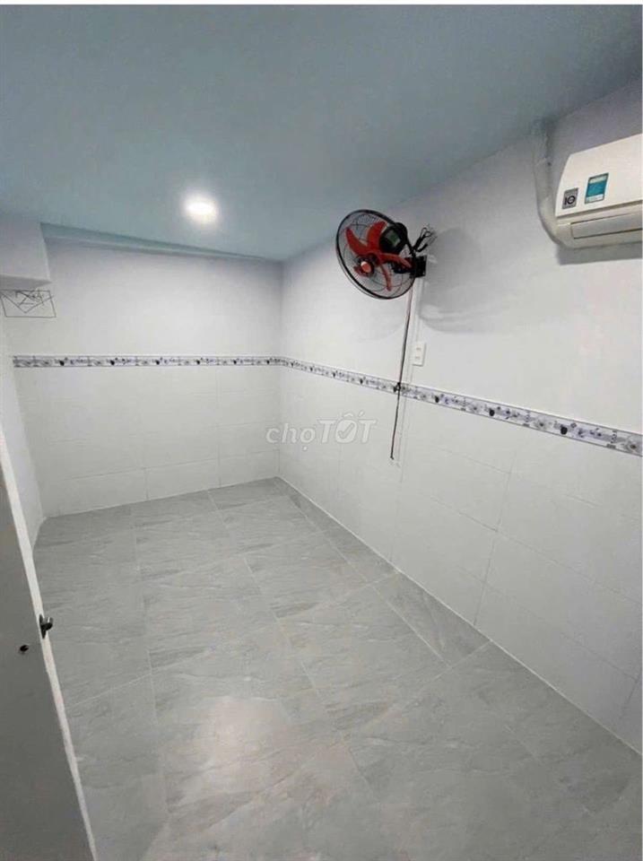 nhà bán bạch đằng 3 tầng, 55m2, gần chợ, trường đại học