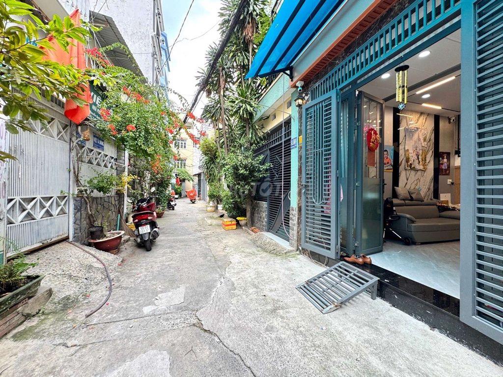 nhà bán lê đéc thọ 2 tầng, 3pn, 52m2, hơn 5 tỷ, gần siêu thị