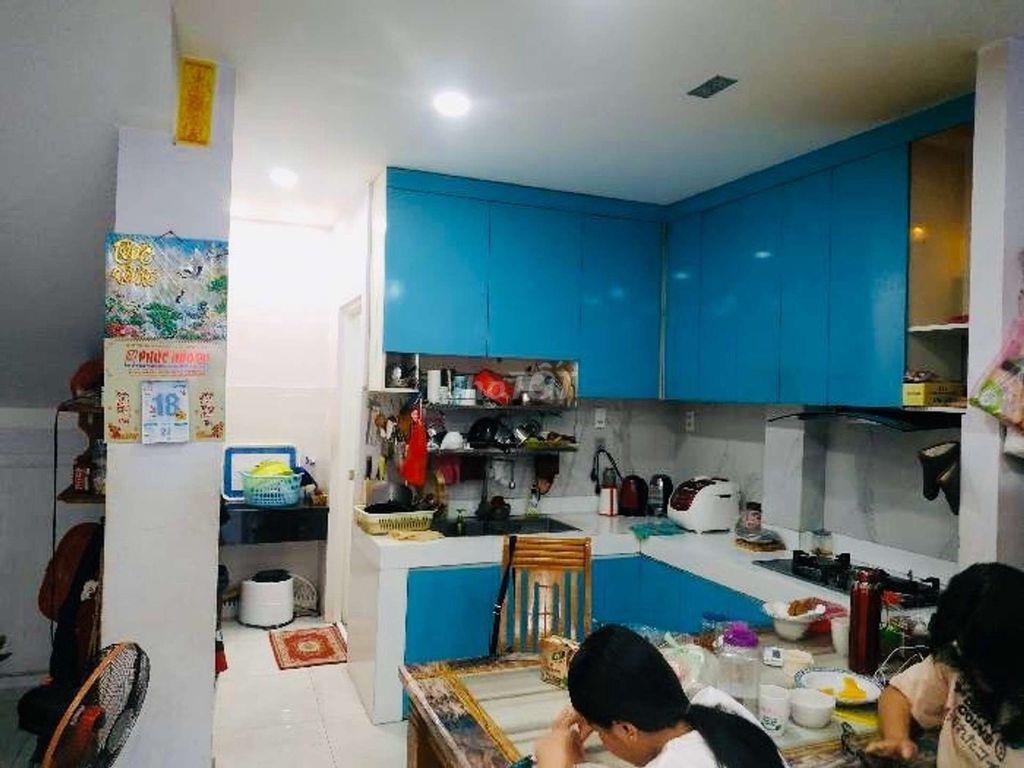 bán nhà dương quảng hàm 60m2, 3 tầng, xác hẽm xe hơi