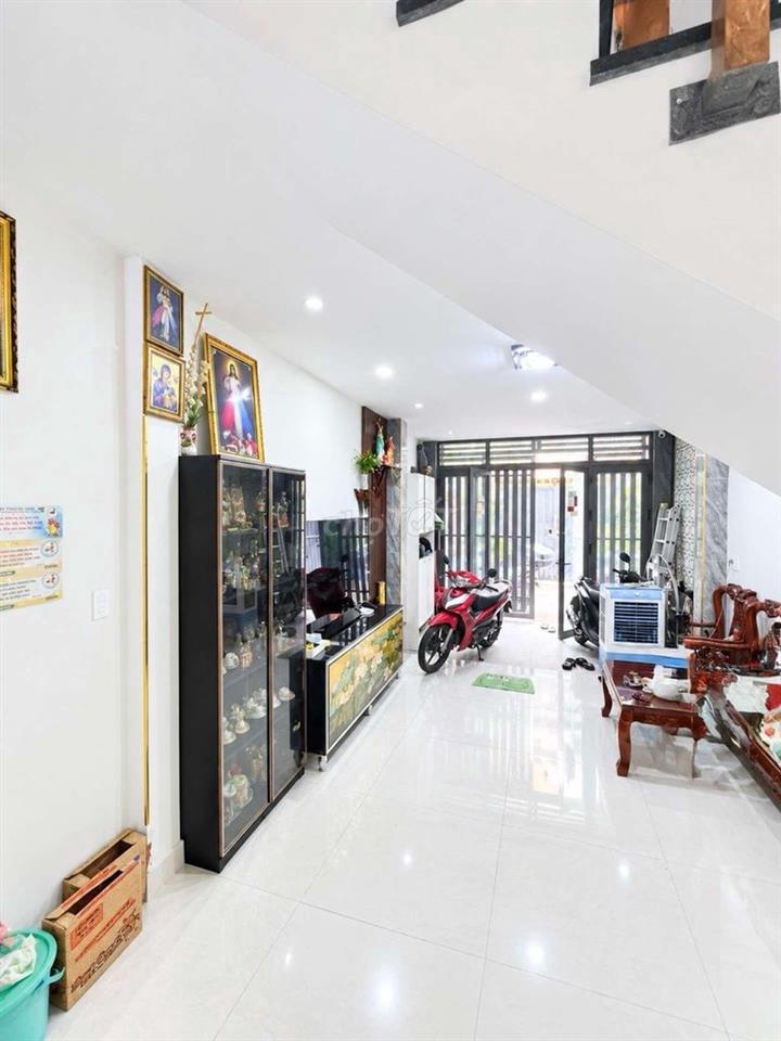 nhà bán 2 tầng 45m2, sổ hồng riêng