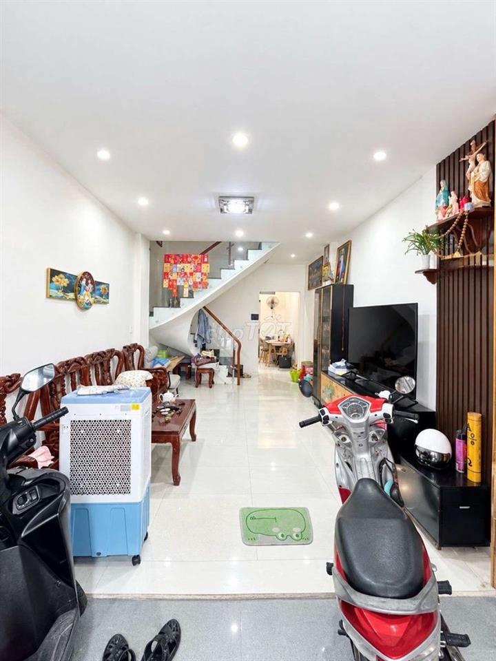 nhà bán 2 tầng 45m2, sổ hồng riêng