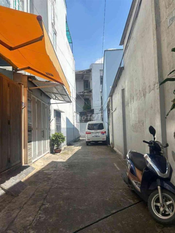 lê đức thọ 5 tầng, hẽm xe hơi, gần chợ trường học võ thị sáu, LOTE 