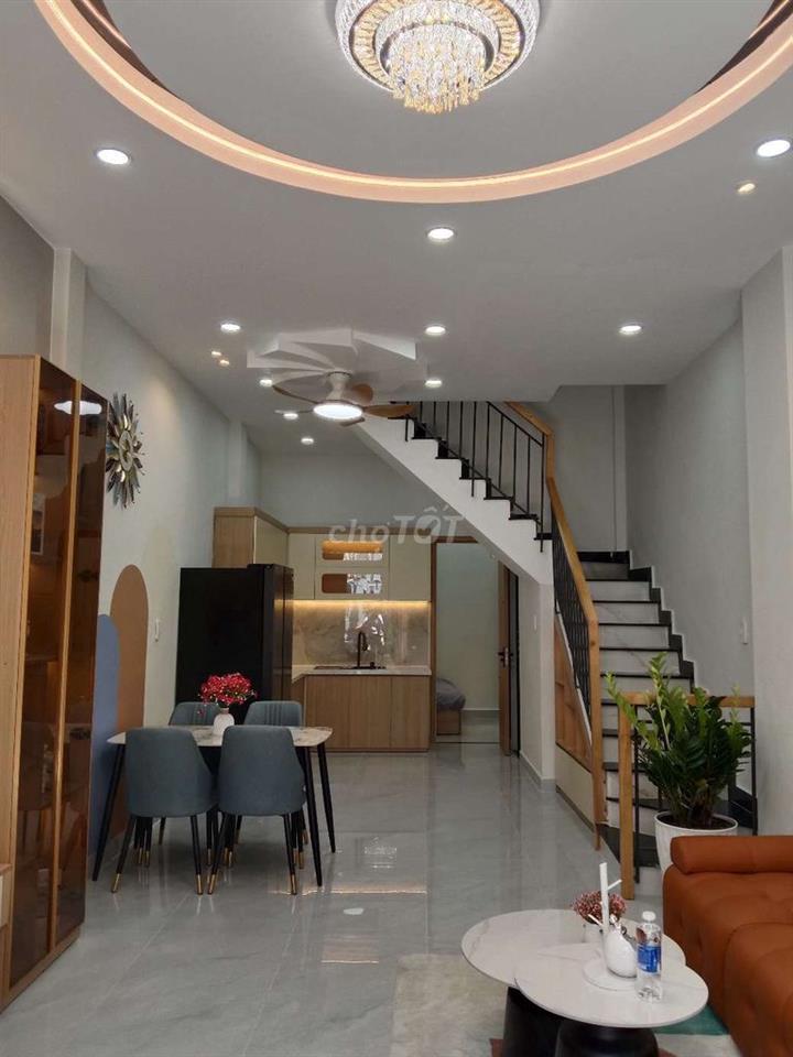 NHÀ MỚI BTCT ĐÂY DU CÔNG NĂNG FUNLL NỘI THẤT HẺM XE HƠI 5m