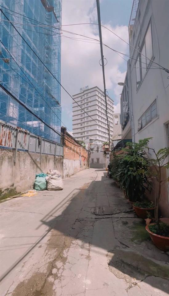 Nhà Nguyên Hồng - Giá tốt- chính chủ lâu đời