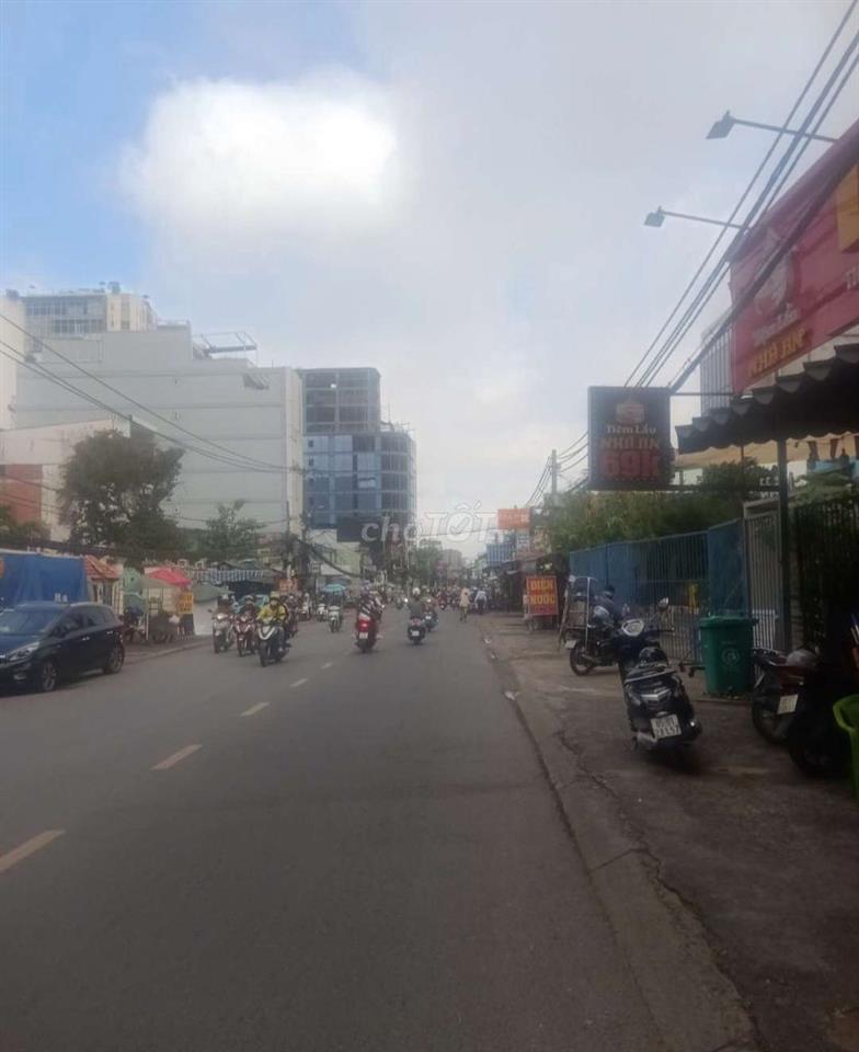 Nhà bán. 2 Mặt tiền đường Ung Văn Khiêm, P. 25, Q. Bình Thạnh, tp.HCM.
