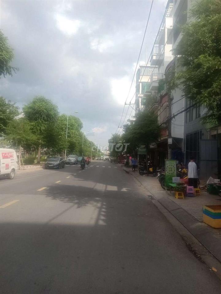 Nhà cho thuê... NC Nhà Phố. 3 Tầng. 2 MT Đ Tầm Vu, P.26, Q.BT..