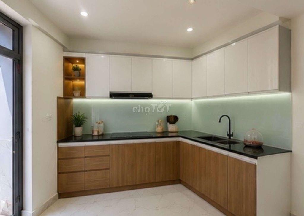 NHỈNH 3 TỶ – KẾ QUẬN 1 – NHÀ MỚI 2 TẦNG – Ở NGAY – SỔ HỒNG RIÊNG .