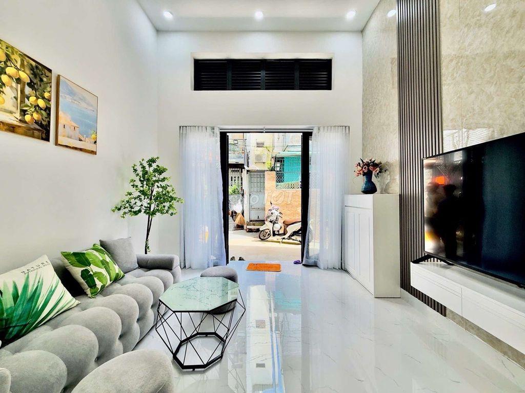 🏡 NHÀ ĐẸP GẦN SÂN BAY – HẺM 4M – 3PN – 💲 CHỈ HƠN: 6.xty.