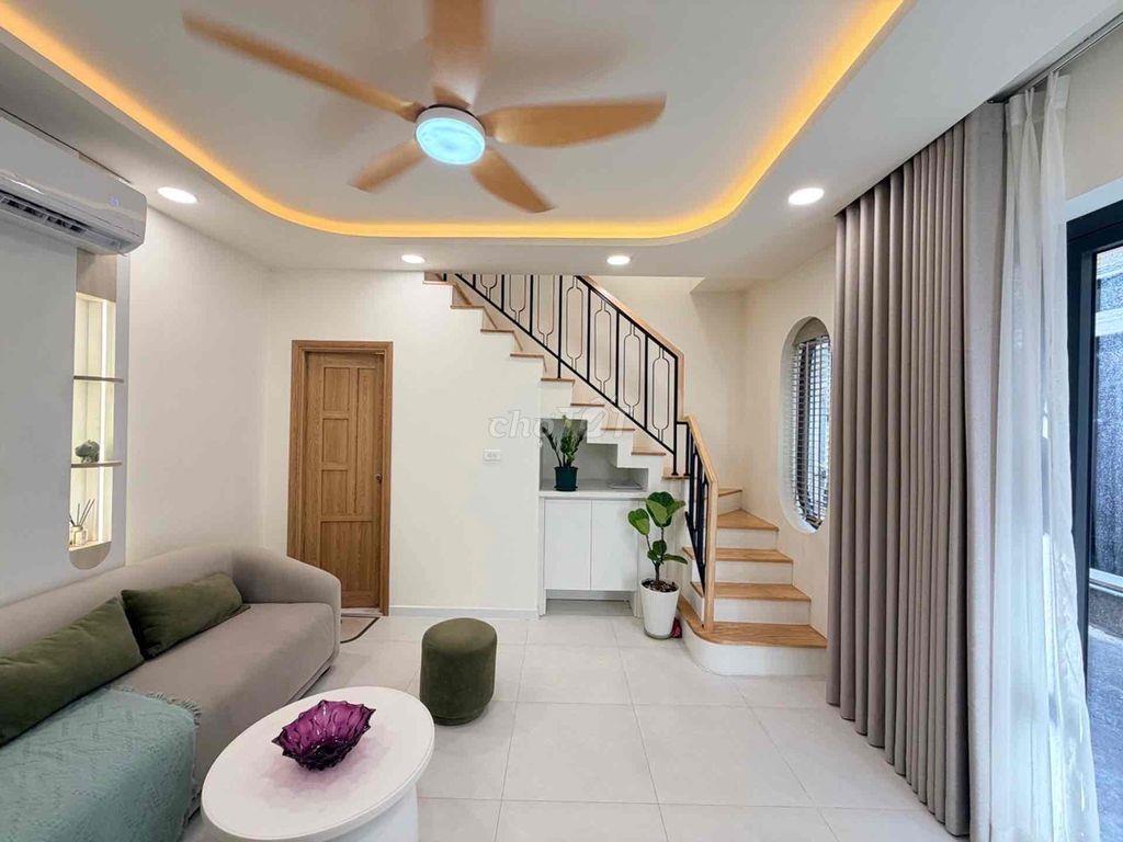 BÁN NHÀ 5 TỶ HẺM XE HƠI - 3 TẦNG 2PN - VẠN KIẾP BÌNH THẠNH