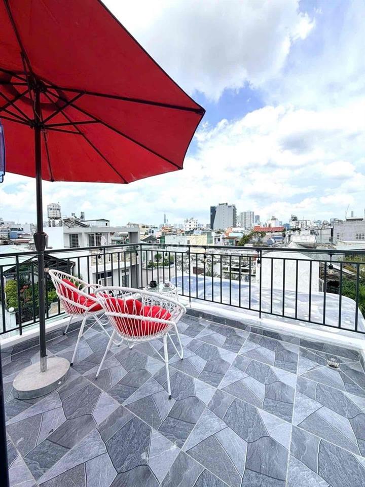 BÁN NHÀ 5 TẦNG- DTS: 100m2 - HẺM THÔNG- NGAY HUỲNH VĂN BÁN - PHÚ NHUẬN
