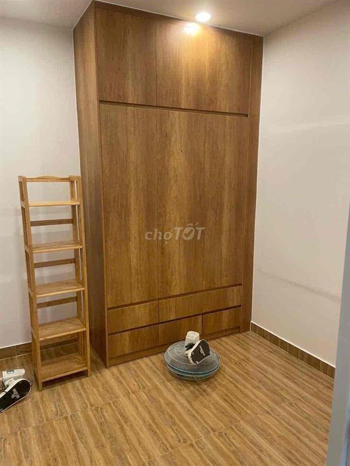 Bán nhà sát mặt tiền Điện Biên Phủ