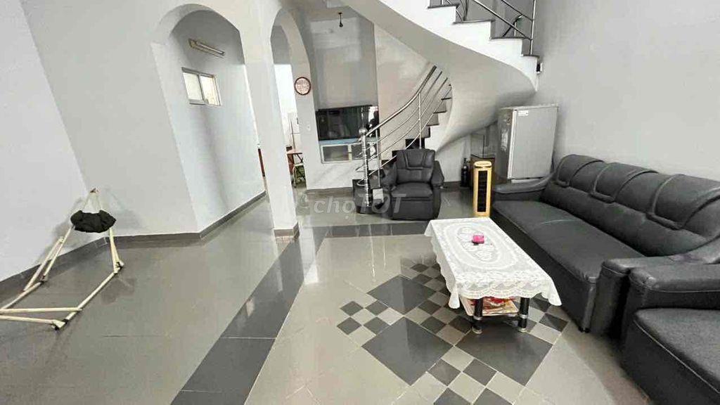 CHÍNH CHỦ ĐỊNH CƯ NƯỚC NGOÀI CẦN BÁN NHÀ 4 TẦNG ĐƯỜNG LÊ QUANG ĐỊNH P5
