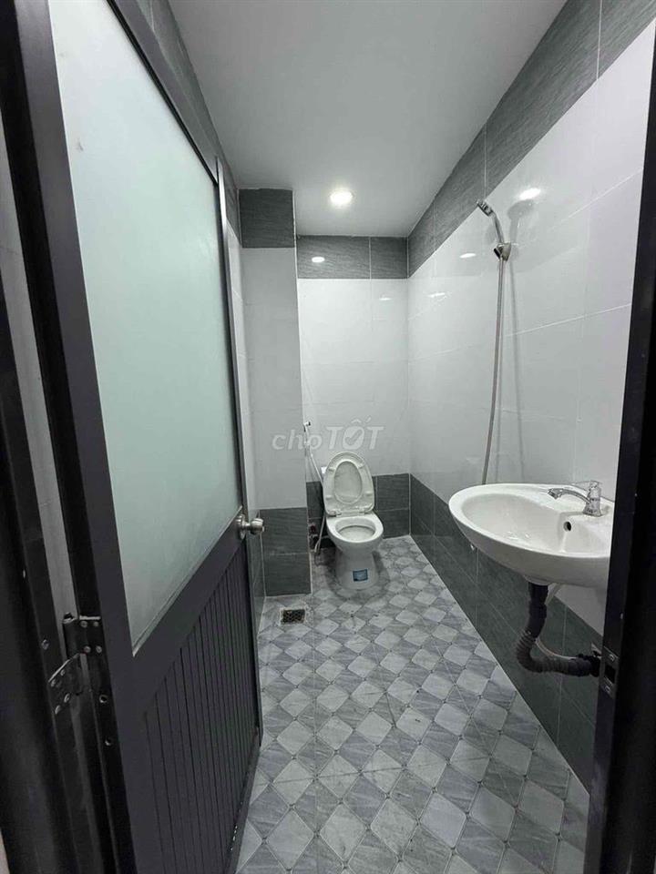 CHÍNH CHỦ BÁN NHÀ TRỆT LẦU MẶT TIỀN HỒ BÚN XÁNG PHƯỜNG TÂN AN, TP CẦN