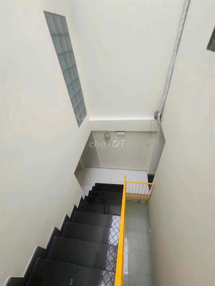 Hẻm xe hơi Chu Văn An, 4 x 10m 40m2, trệt lửng lầu, Giá 7.6 tỷ