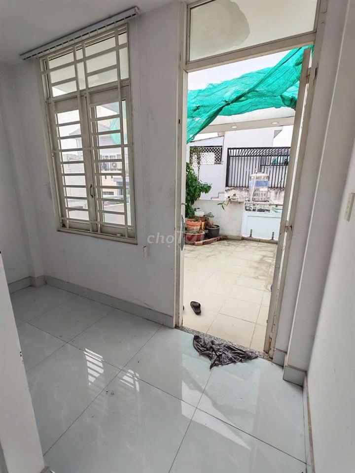 CHO THUÊ NHÀ HẺM Ô TÔ PHAN CHU TRINH P24 BÌNH THẠNH 20TR TL