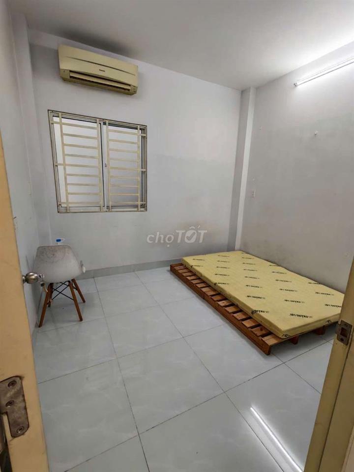 CHO THUÊ NHÀ HẺM Ô TÔ PHAN CHU TRINH P24 BÌNH THẠNH 20TR TL
