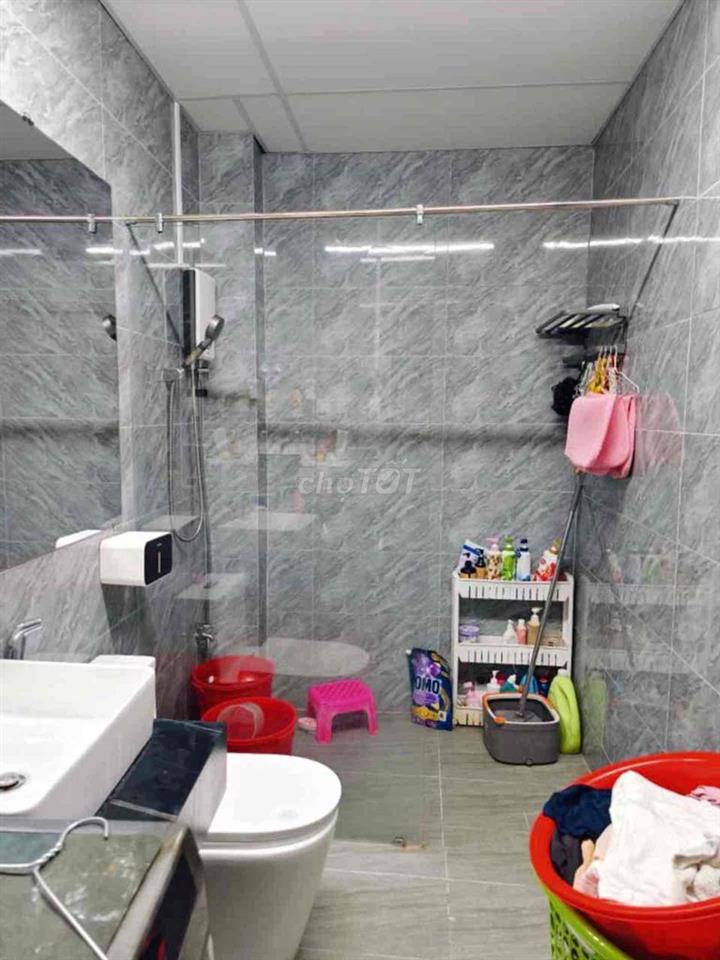 Bán Nhà Nguyễn Kiệm 1/- Sát Mặt Tiền 1 căn- 2Tầng 70m2 -5PN chỉ 6.6ty