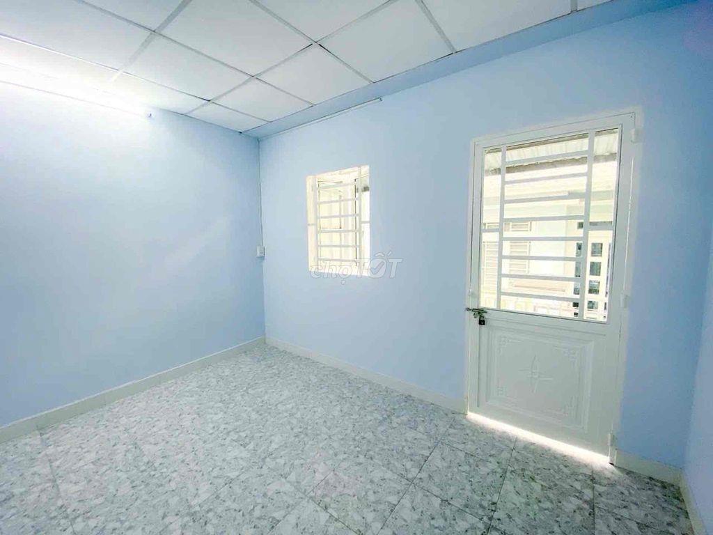 🔥Nhà Nguyễn Trọng Tuyển  1/ sát mặt tiền 3Tầng BTCT sd 70m2 chỉ 4,4ty