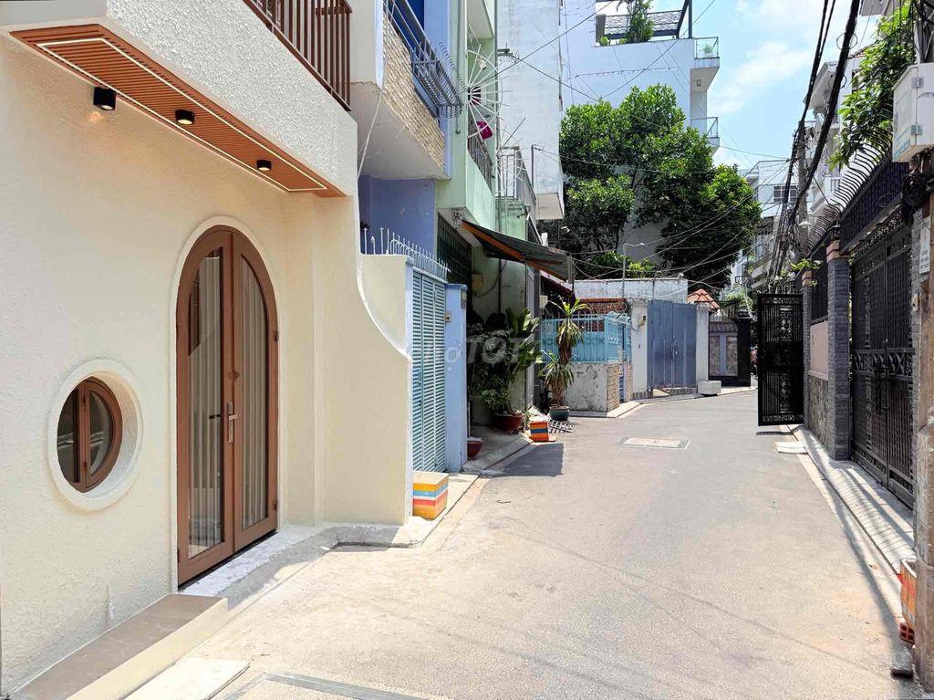 SIÊU PHẨM NGUYỄN KIỆM HẺM NHỰA XE HƠI TRÁNH - 2 TÂNG LÂU 50m2 chỉ 7,ty
