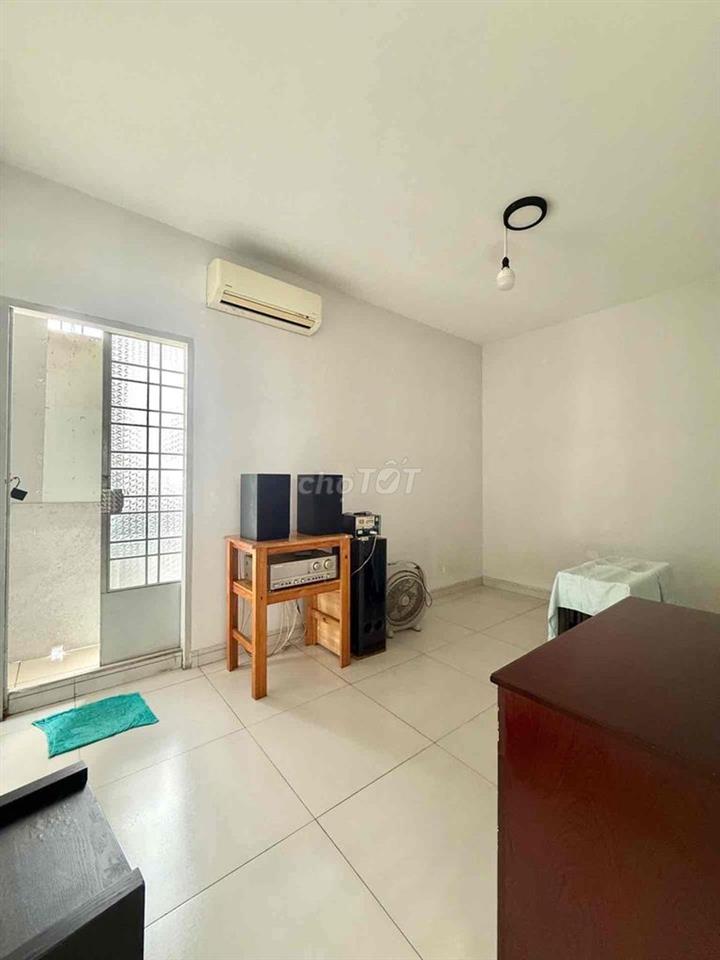 🔥🔥 🔥🔥Nhà Luỹ Bán Bích 1/  Sát Mặt Tiền - 3Tầng BTCT 9x10 90m2 chỉ 8ty