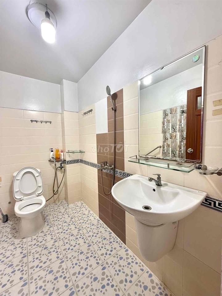 🔥🔥 🔥🔥Nhà Luỹ Bán Bích 1/  Sát Mặt Tiền - 3Tầng BTCT 9x10 90m2 chỉ 8ty
